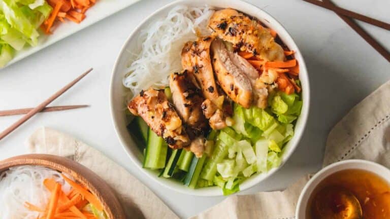 Budget Bites: 26 Delicious & Cheap Meals For Family Togetherness!